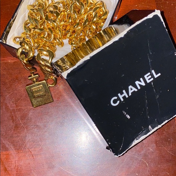 Vintage Chanel Chain Belt - Picture 7 of 7